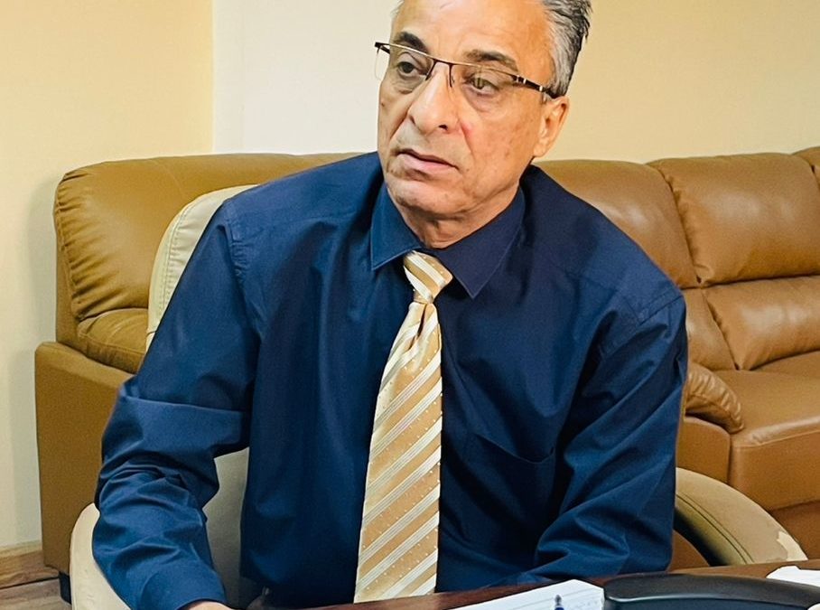 مجلس كلية التربية البدنية وعلوم الرياضة يعقد الاجتماع الثامن لمناقشة الخطة الدراسية وتوزيع المقررات