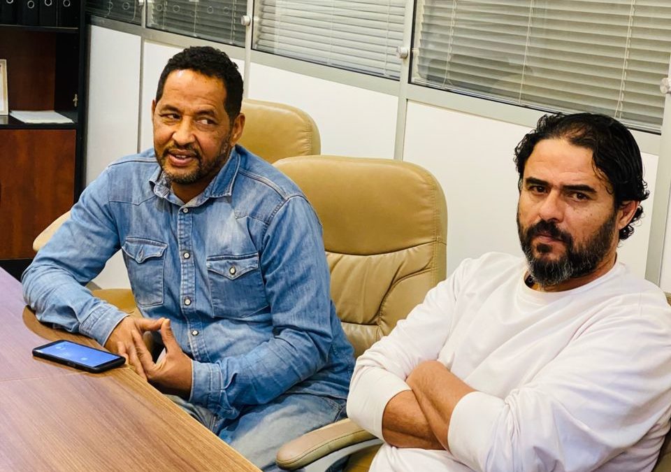 مدير مكتب النشاط الرياضي يستضيف مدربي الألعاب الجماعية لتعزيز العمل الرياضي الجامعي
